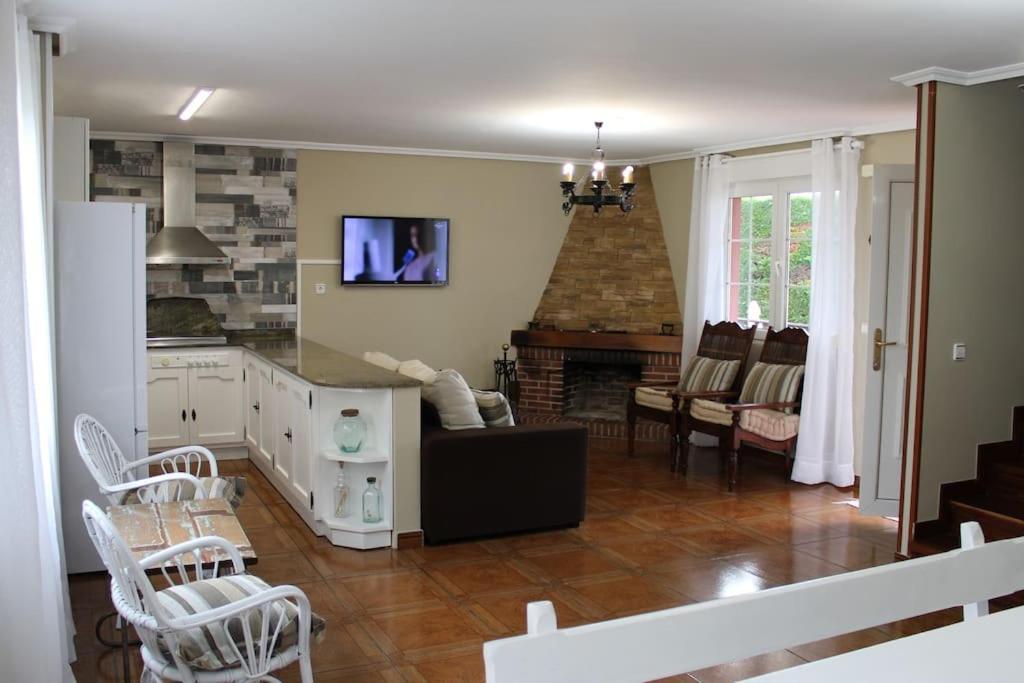 Villa Casa En Castanedo: Casa El Solaron Extérieur photo